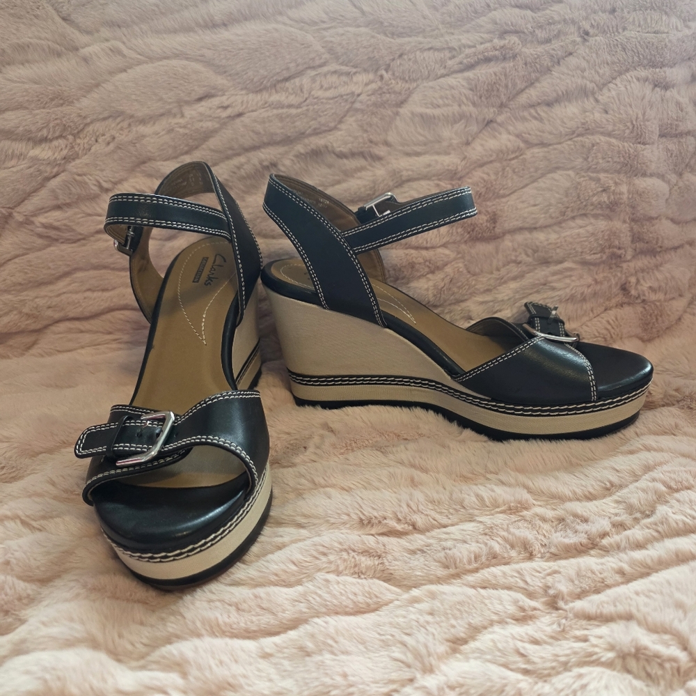 Clarks Leather Wedge Sandal- Zia Castle